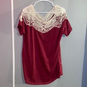 Women’s maroon top. Size small